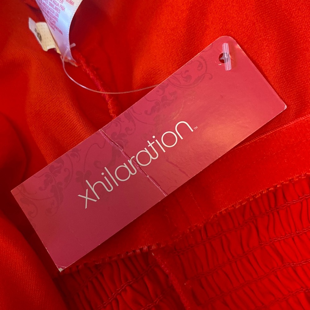 NWT top bathing suit material